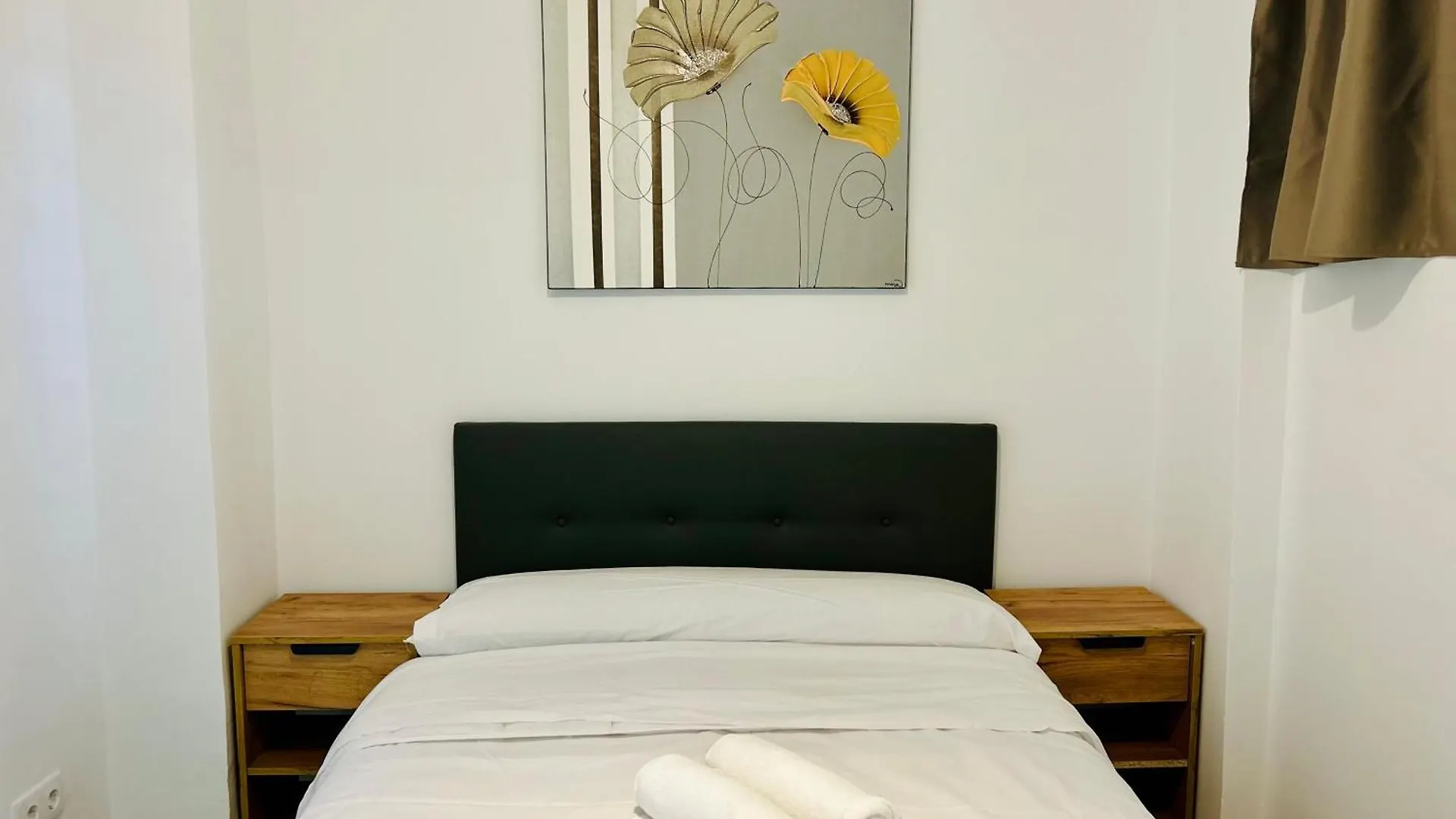 Rooms Chima Madrid 0*,  Spain