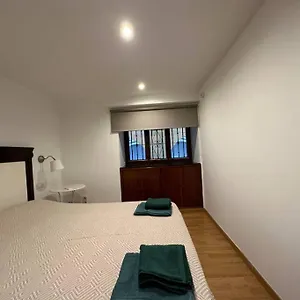 https://apartamento-patio-sevillano-frente-catedral.es-andalucia.com
