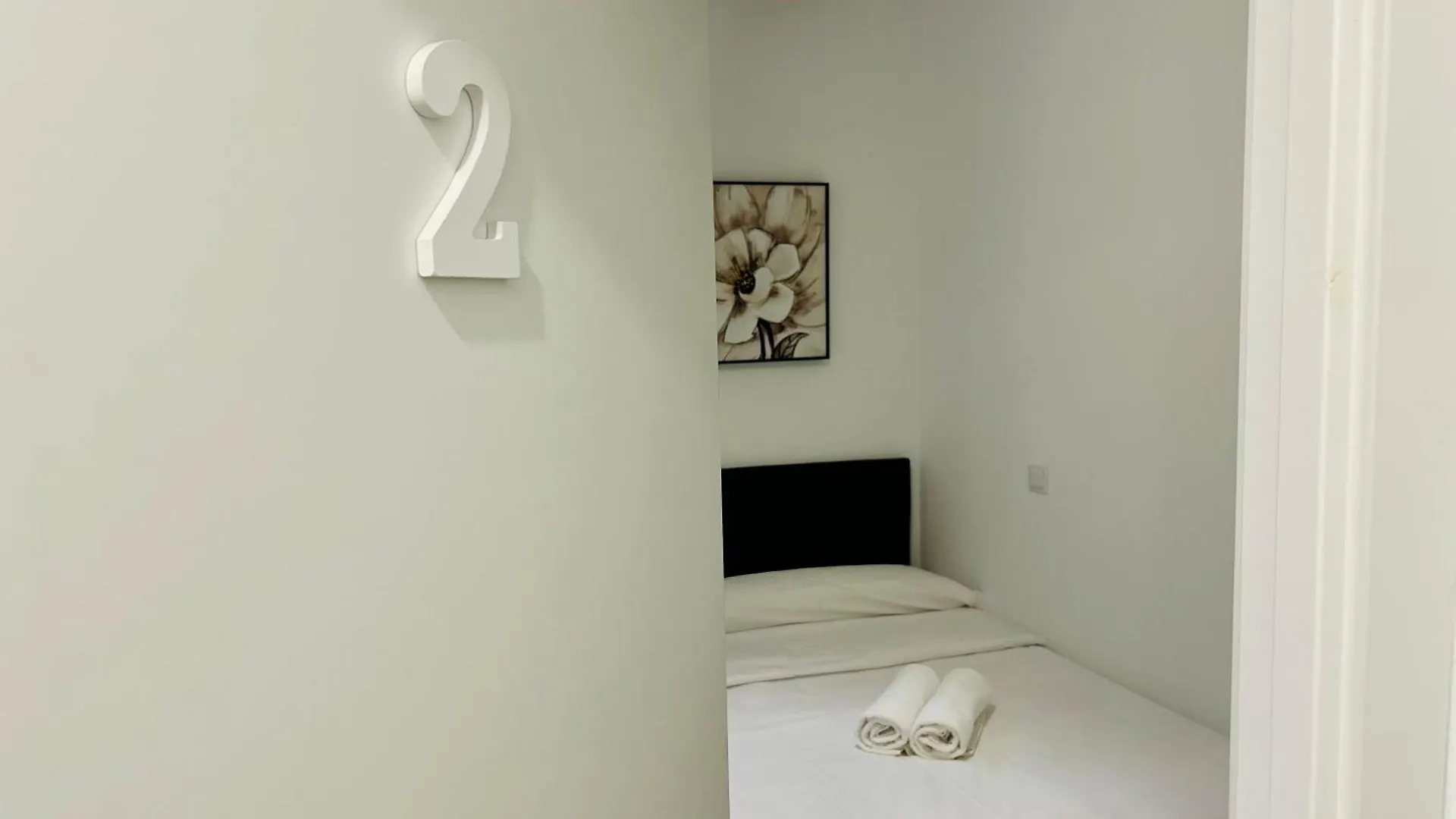 Rooms Chima Madrid Spain