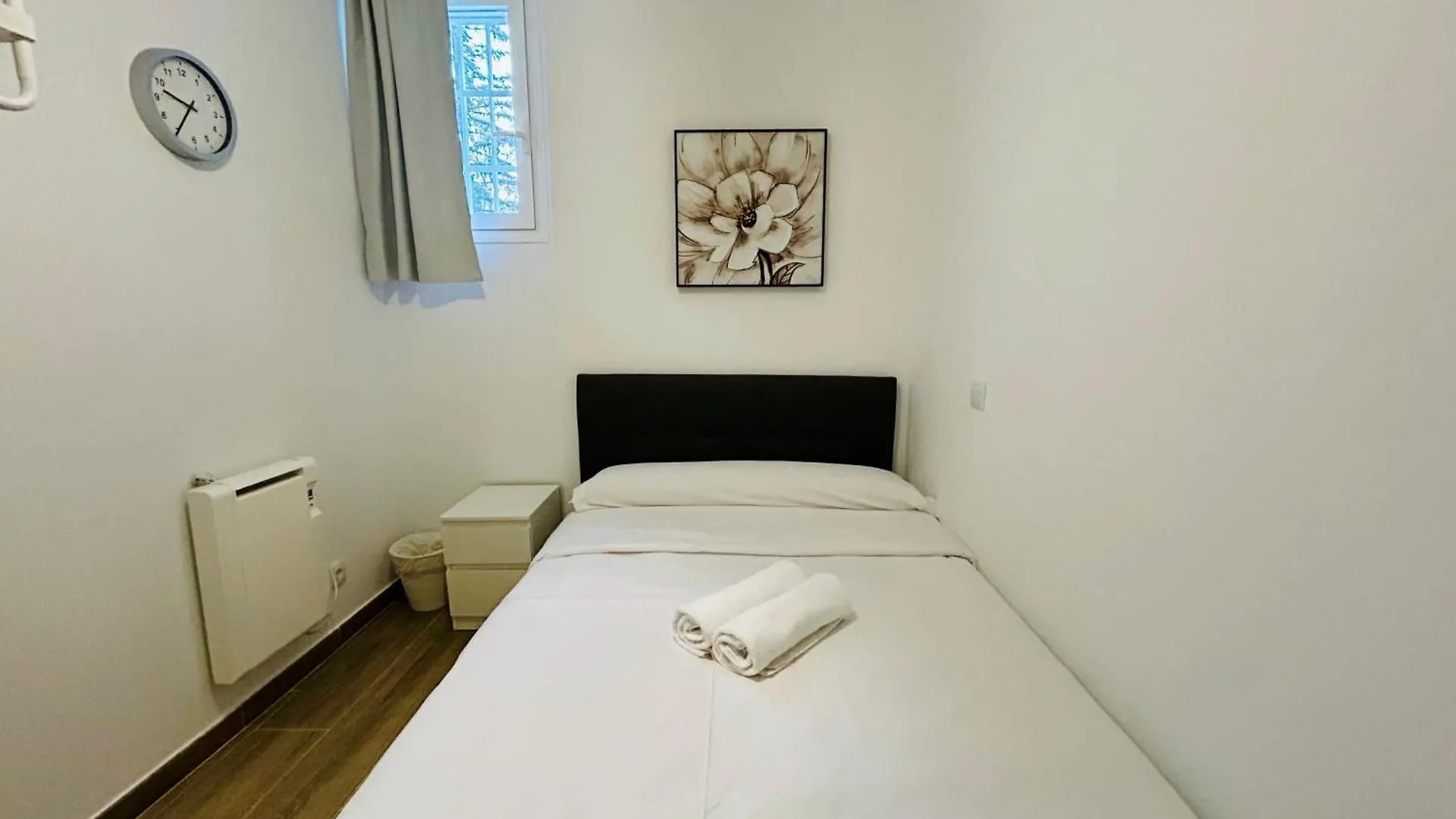 Rooms Chima Madrid Apartment
